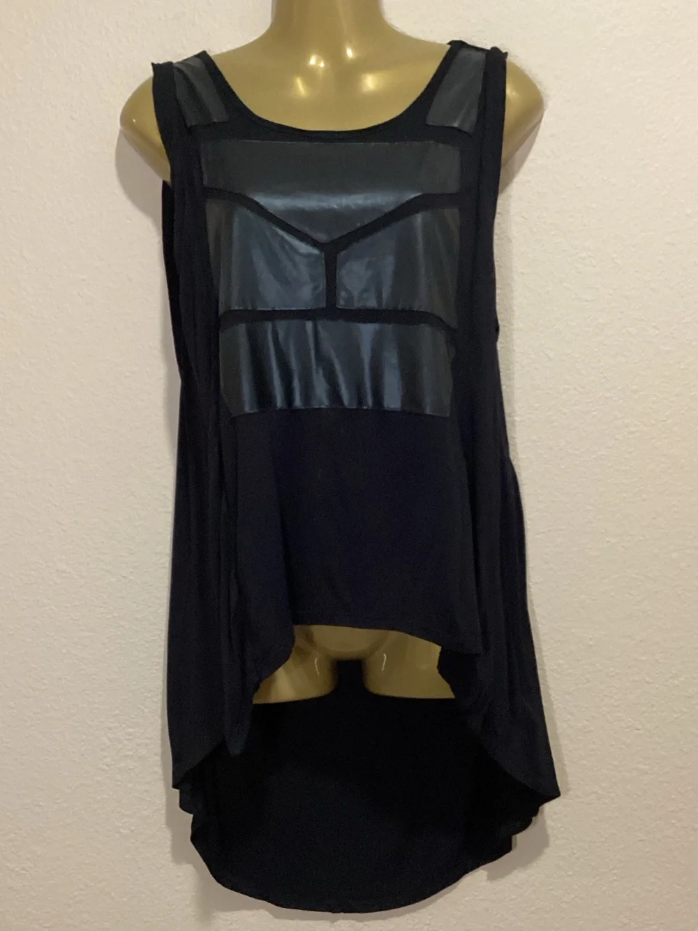 silence + noise Black Sleeveless High-Low Tank w/Faux Leather Panels, Sz S, EUC